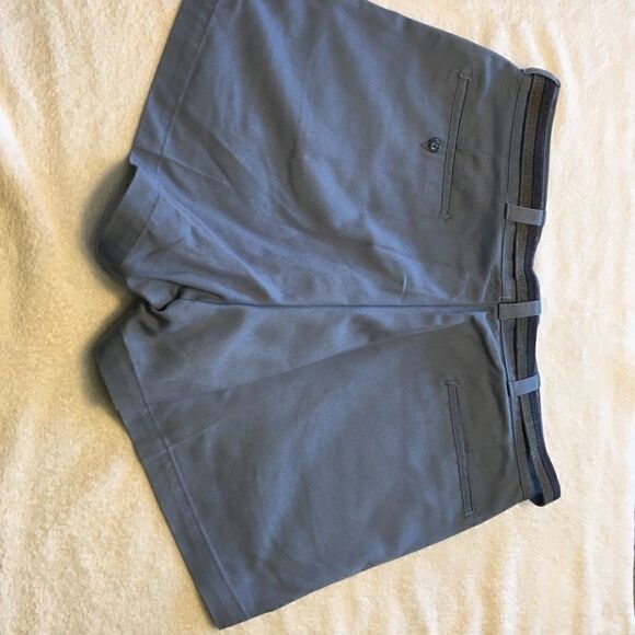 LL Bean 71341 blue belted shorts size 36 New - Picture 2 of 5